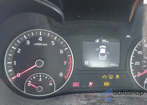 2019 Kia Optima S z USA, uszkodzony, nr VIN 5XXGT4L39KG352997